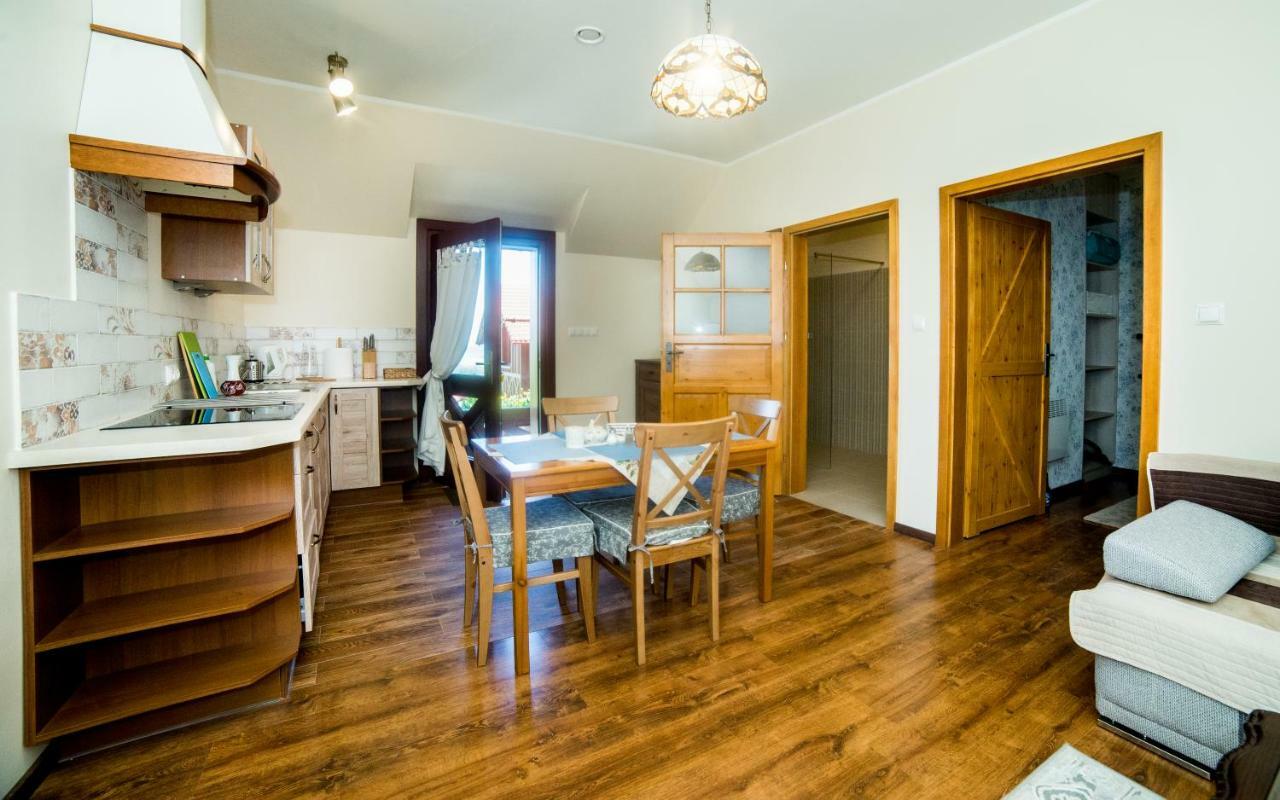 Apartamenty Romanowka Raszow Dış mekan fotoğraf